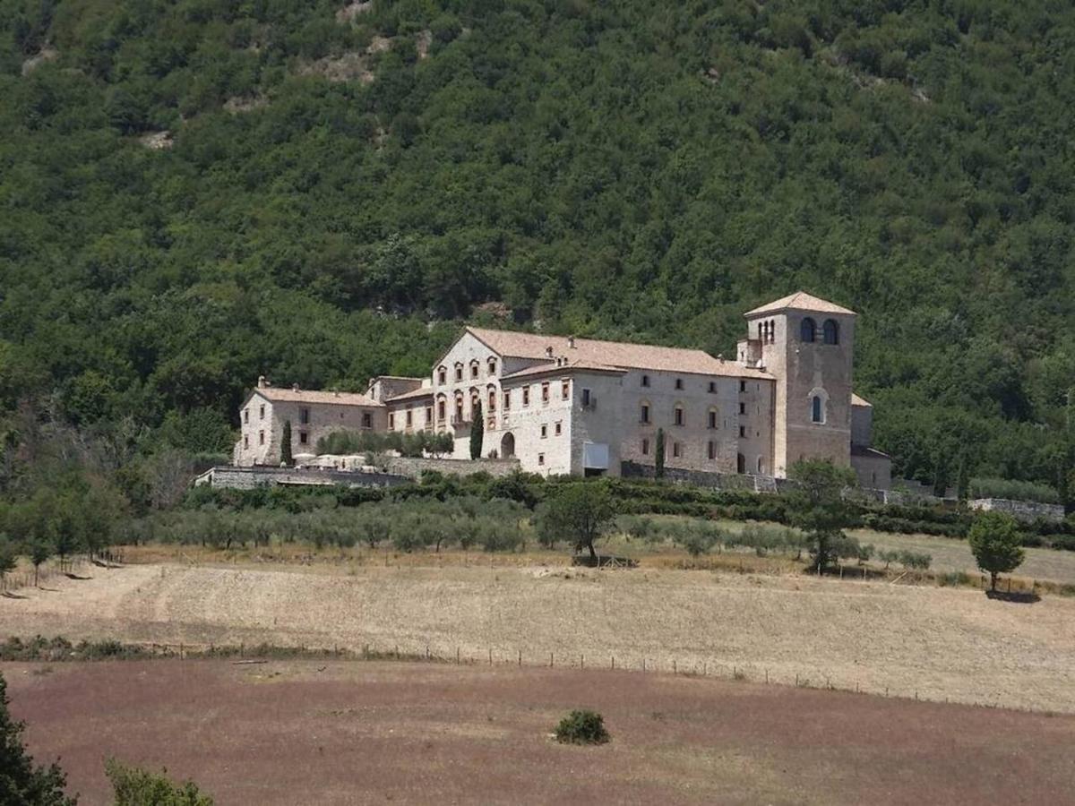 la bottega del fabbro affitto breve Villa Contigliano Eksteriør billede
