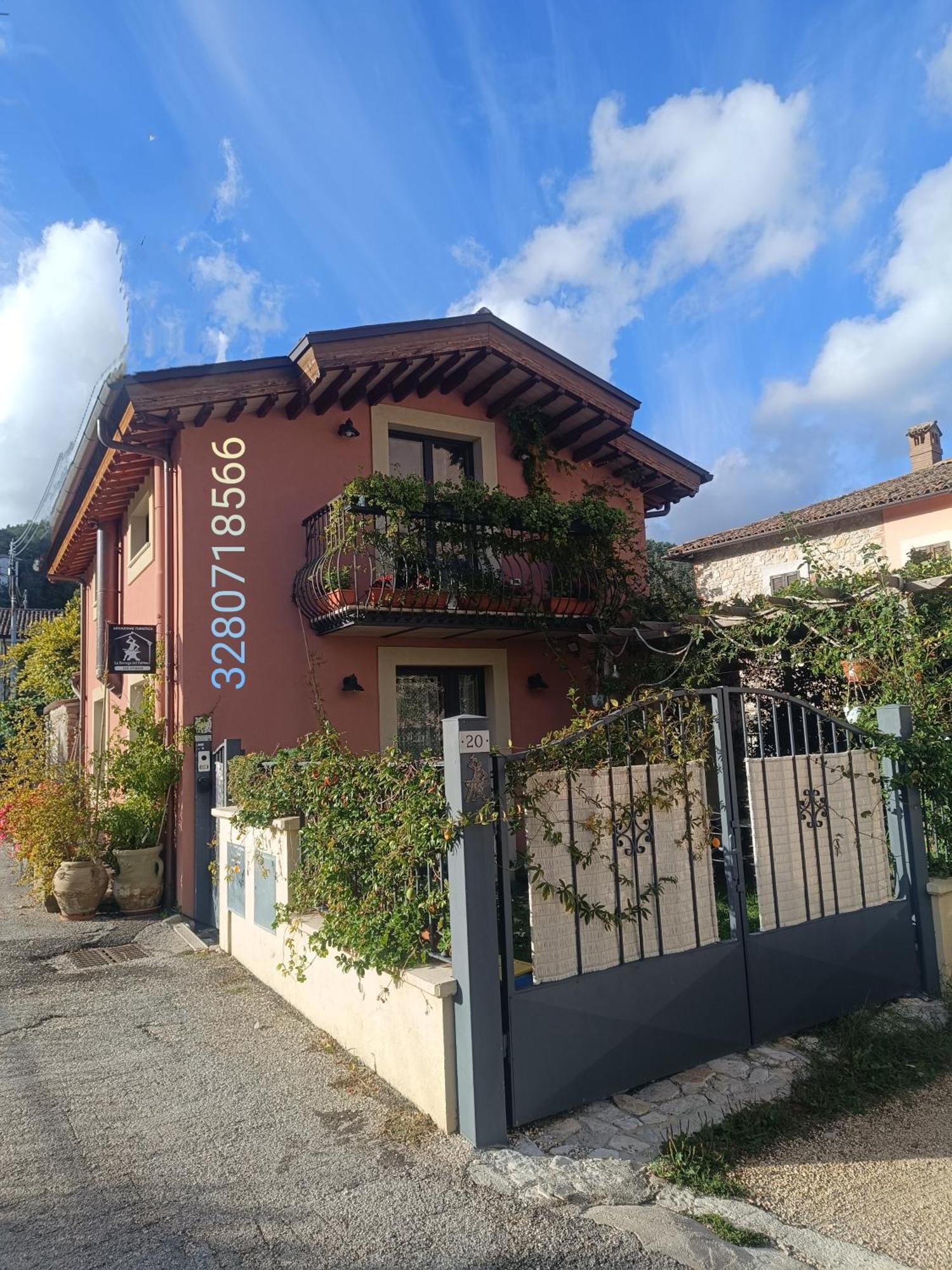 la bottega del fabbro affitto breve Villa Contigliano Eksteriør billede